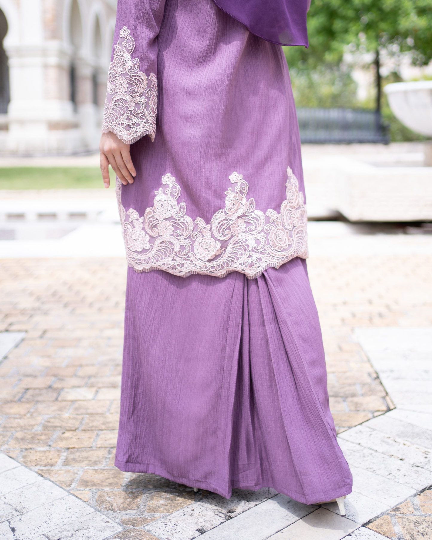 Baju Kurung Moden Lace Hayley - French Violet