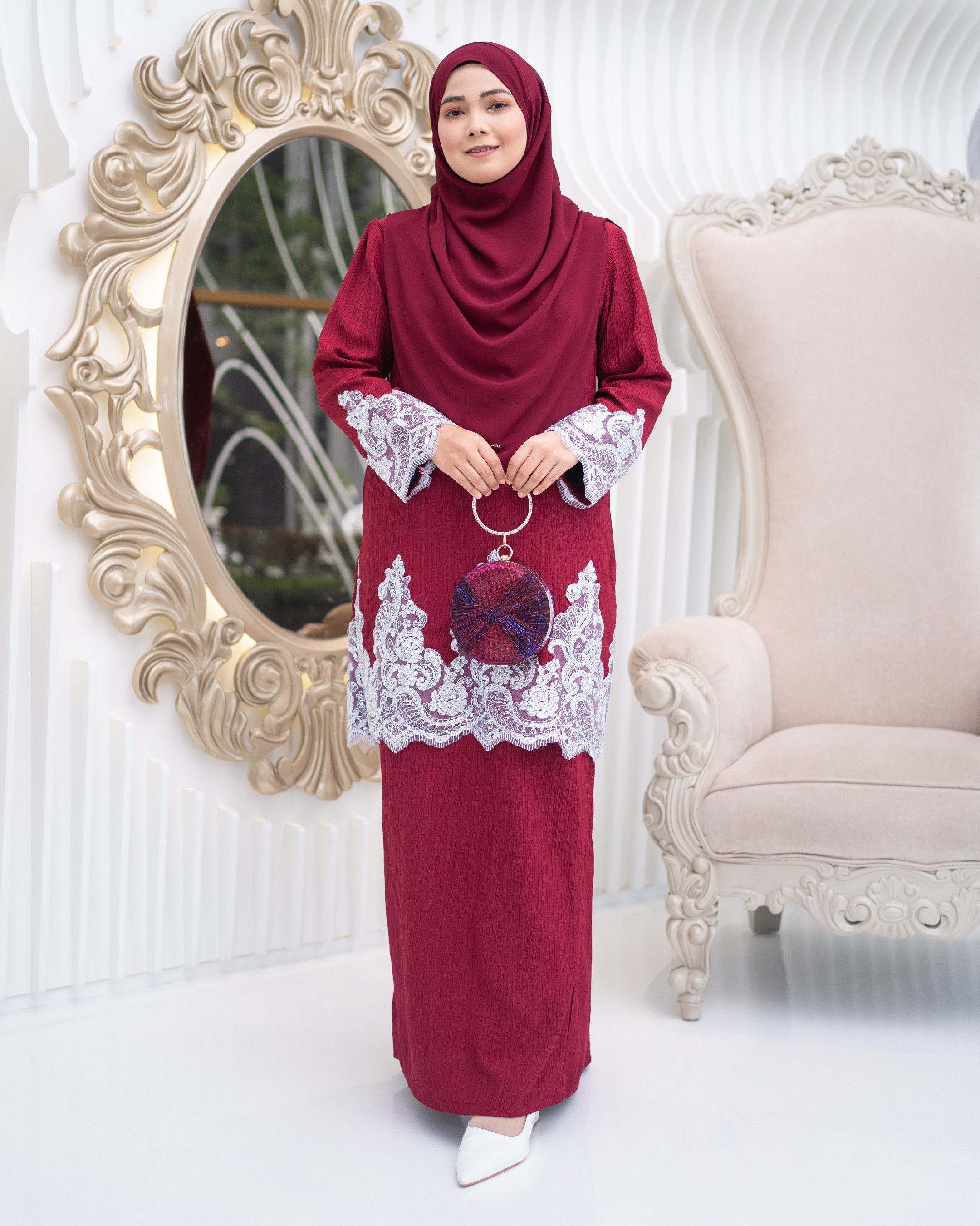 Baju Kurung Moden Lace Hayley - Maroon