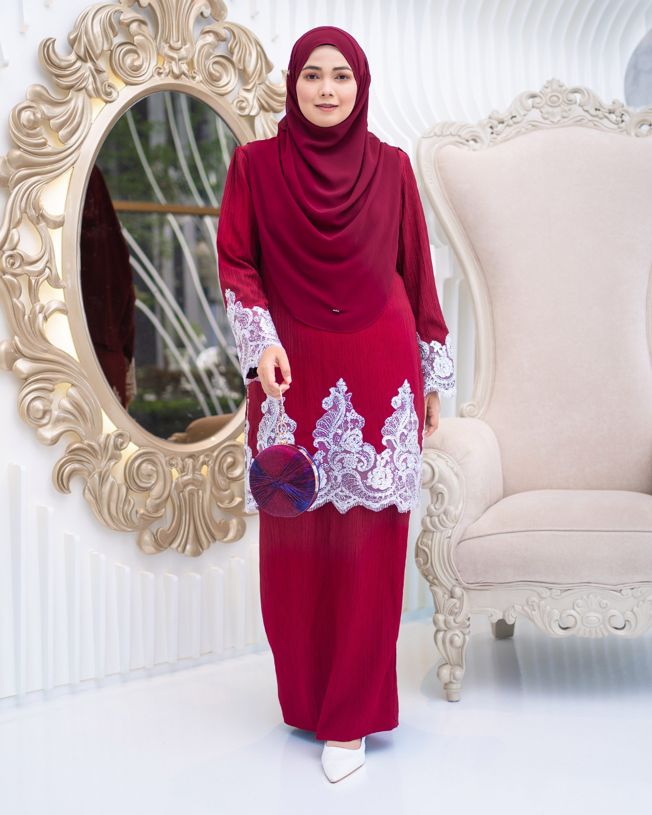 Baju Kurung Moden Lace Hayley - Maroon