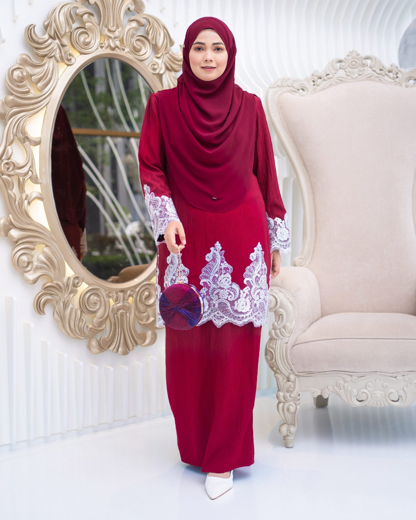 Baju Kurung Moden Lace Hayley - Maroon