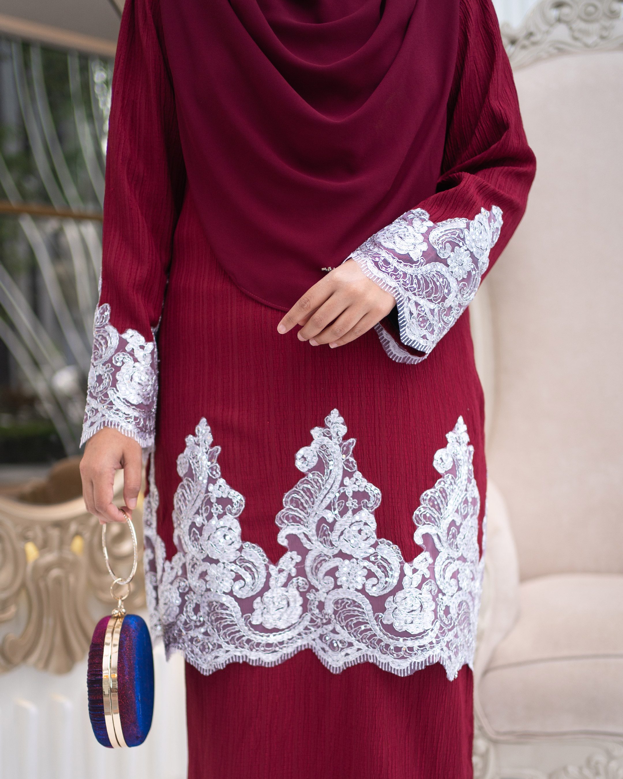 Baju Kurung Moden Lace Hayley - Maroon