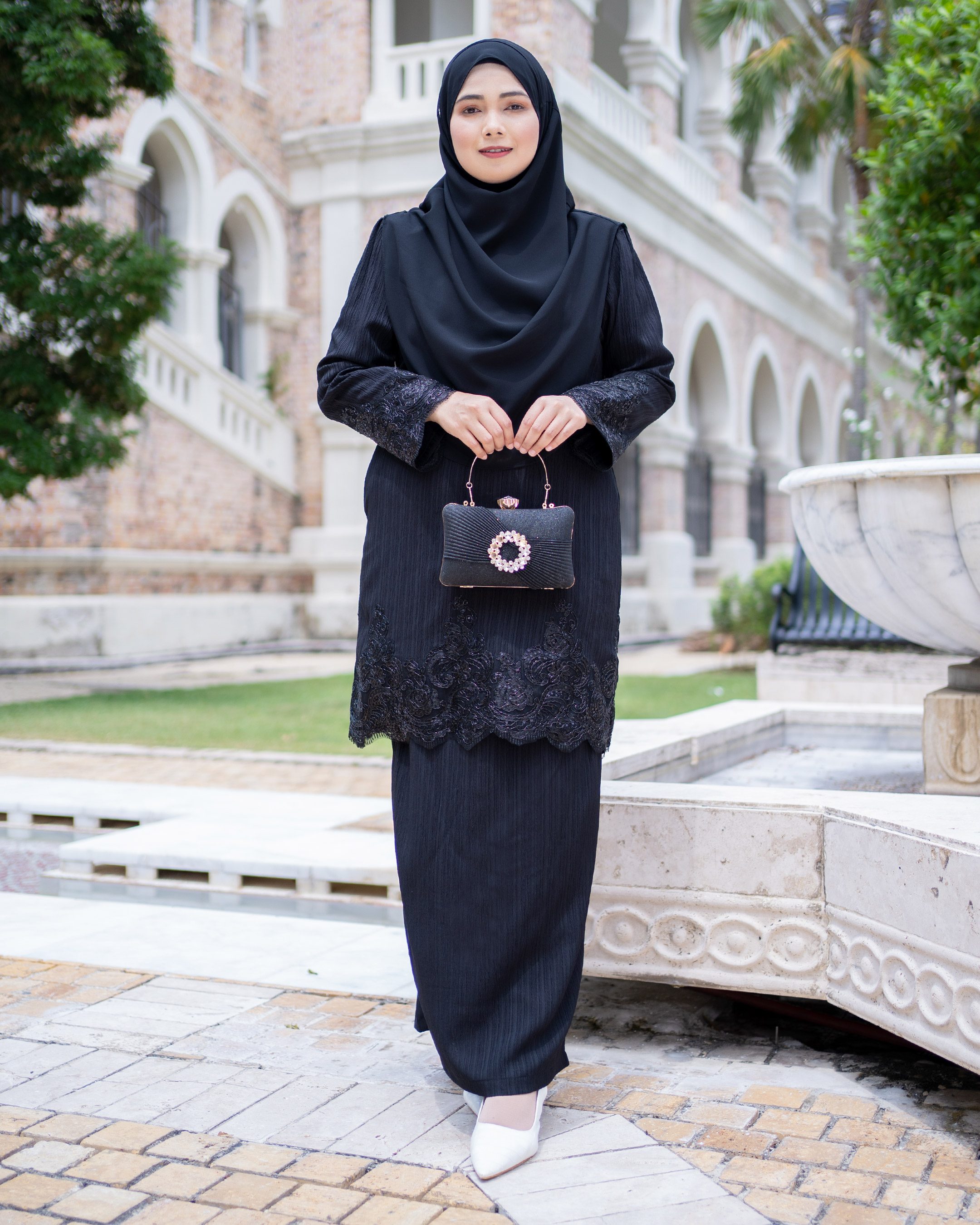 Baju Kurung Moden Lace Hayley - Matte Black