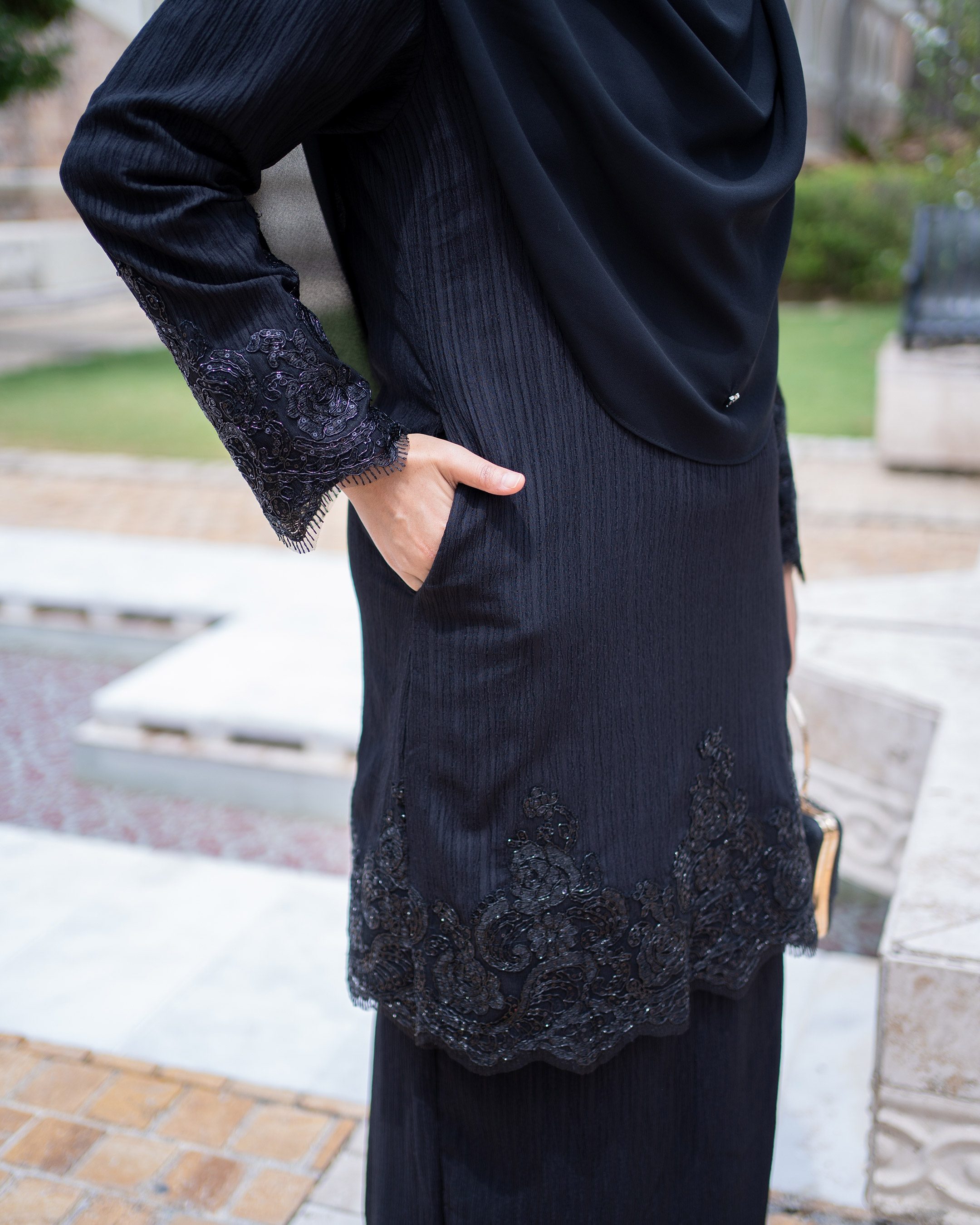 Baju Kurung Moden Lace Hayley - Matte Black