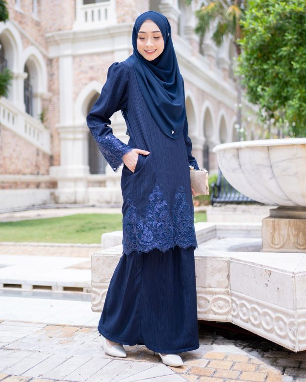 Baju Kurung Moden Lace Hayley - Navy Blue