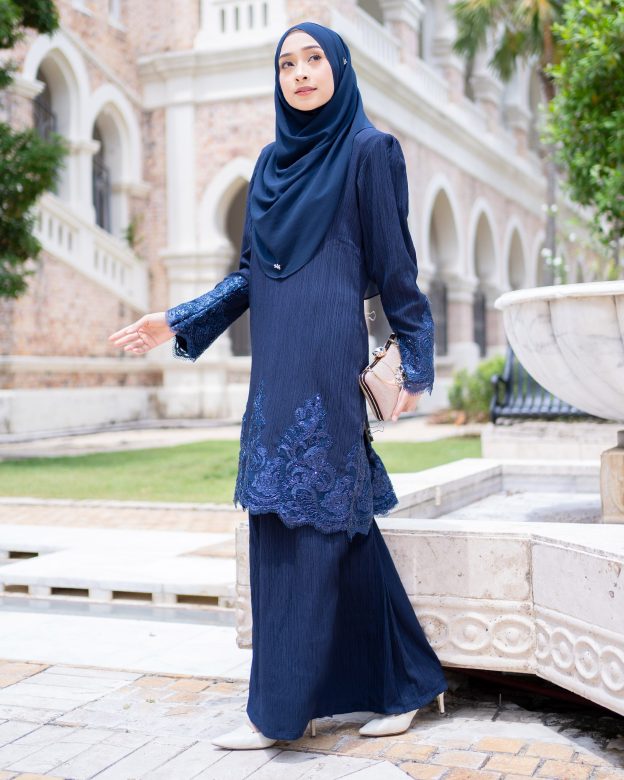 Baju Kurung Moden Lace Hayley - Navy Blue