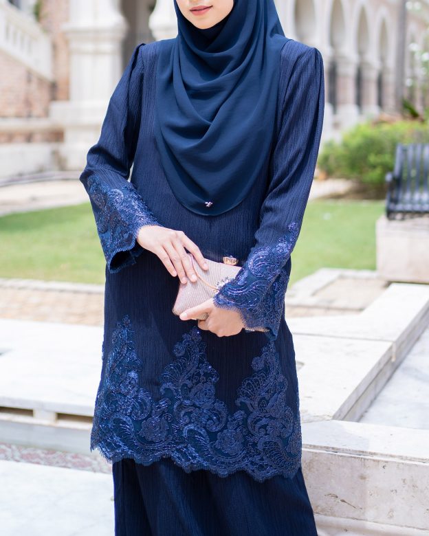 Baju Kurung Moden Lace Hayley - Navy Blue
