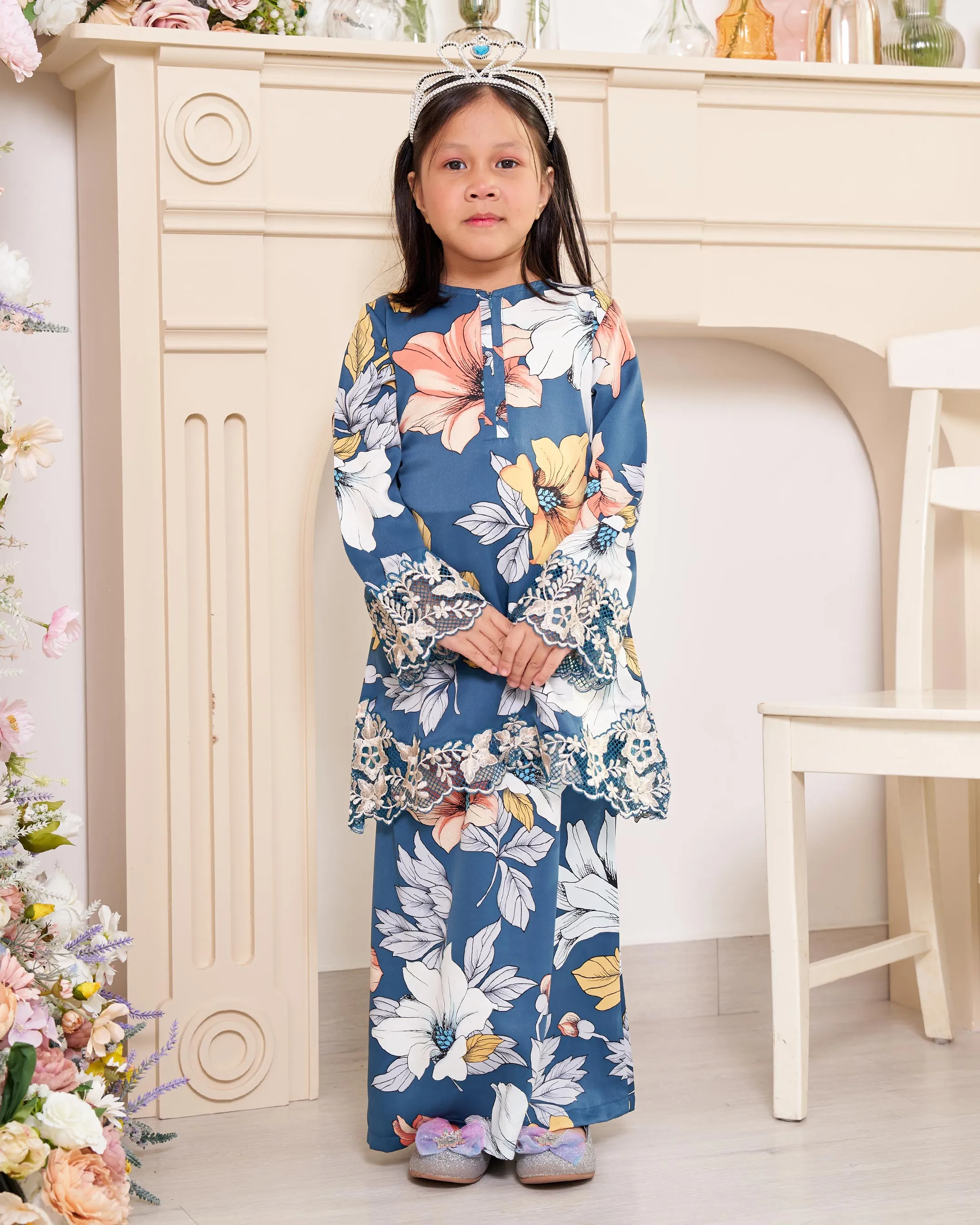 Baju Kurung Moden Sulam Velannie Kids