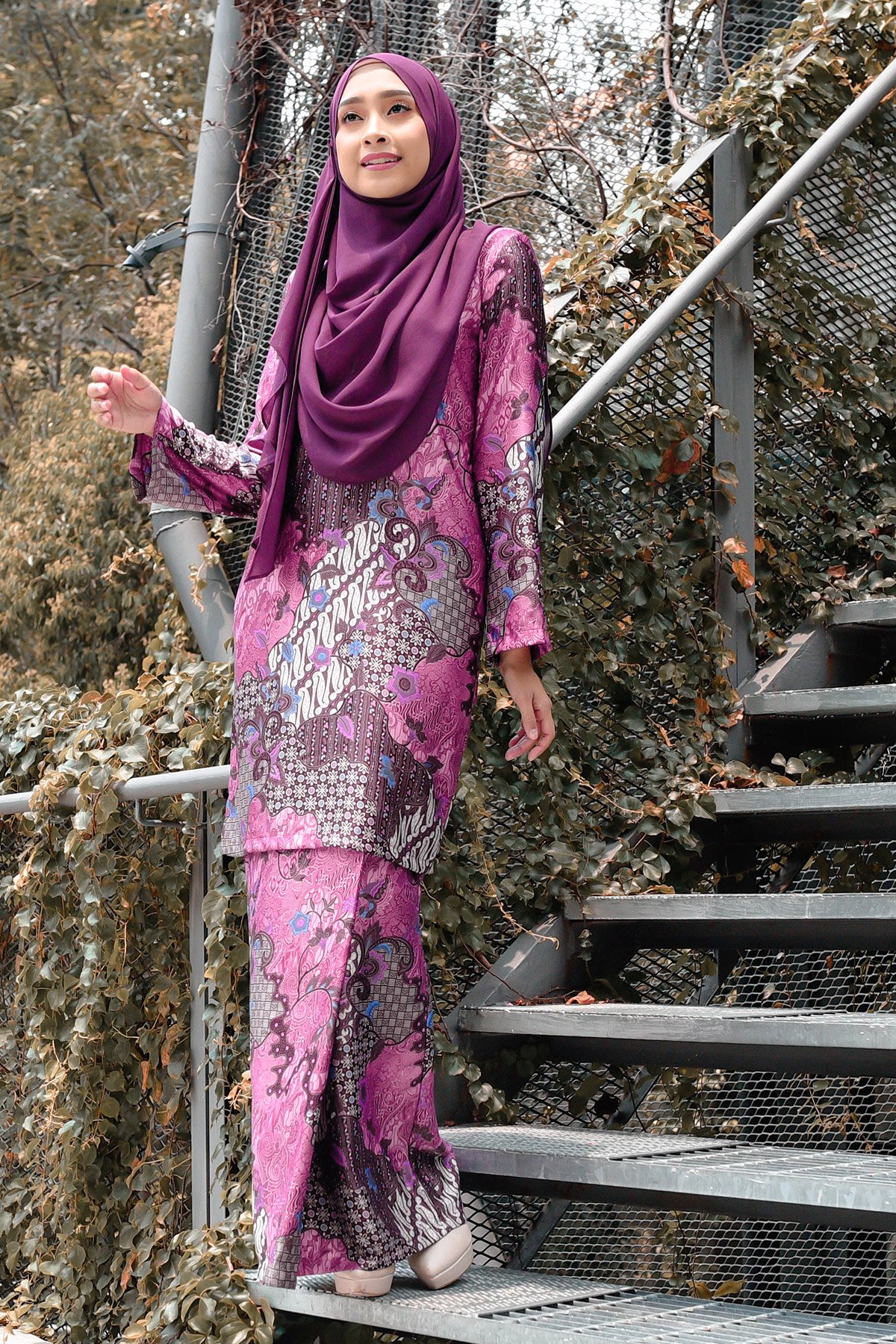 Baju Kurung Batik Satin Silk Narisa - Candy Pink
