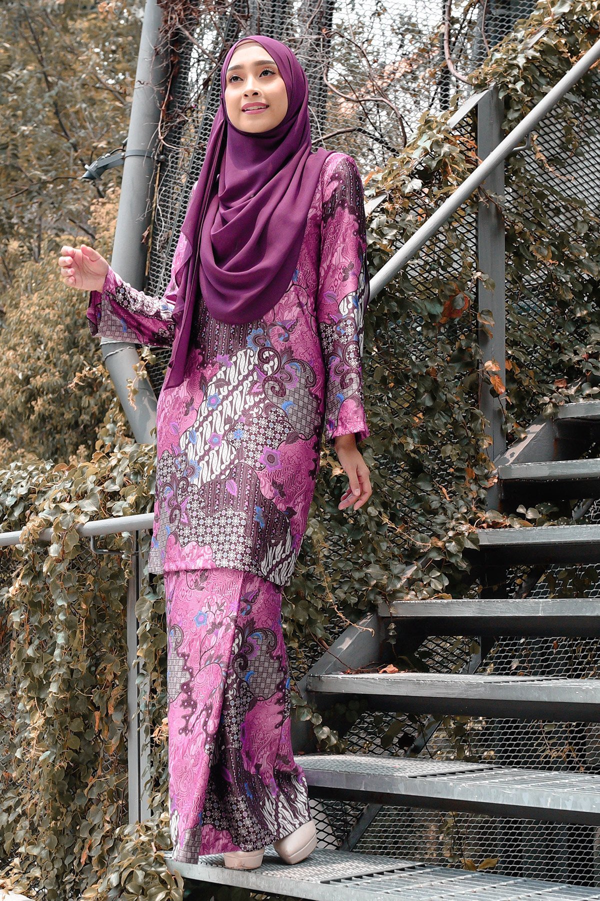Baju Kurung Batik Satin Silk Narisa - Candy Pink
