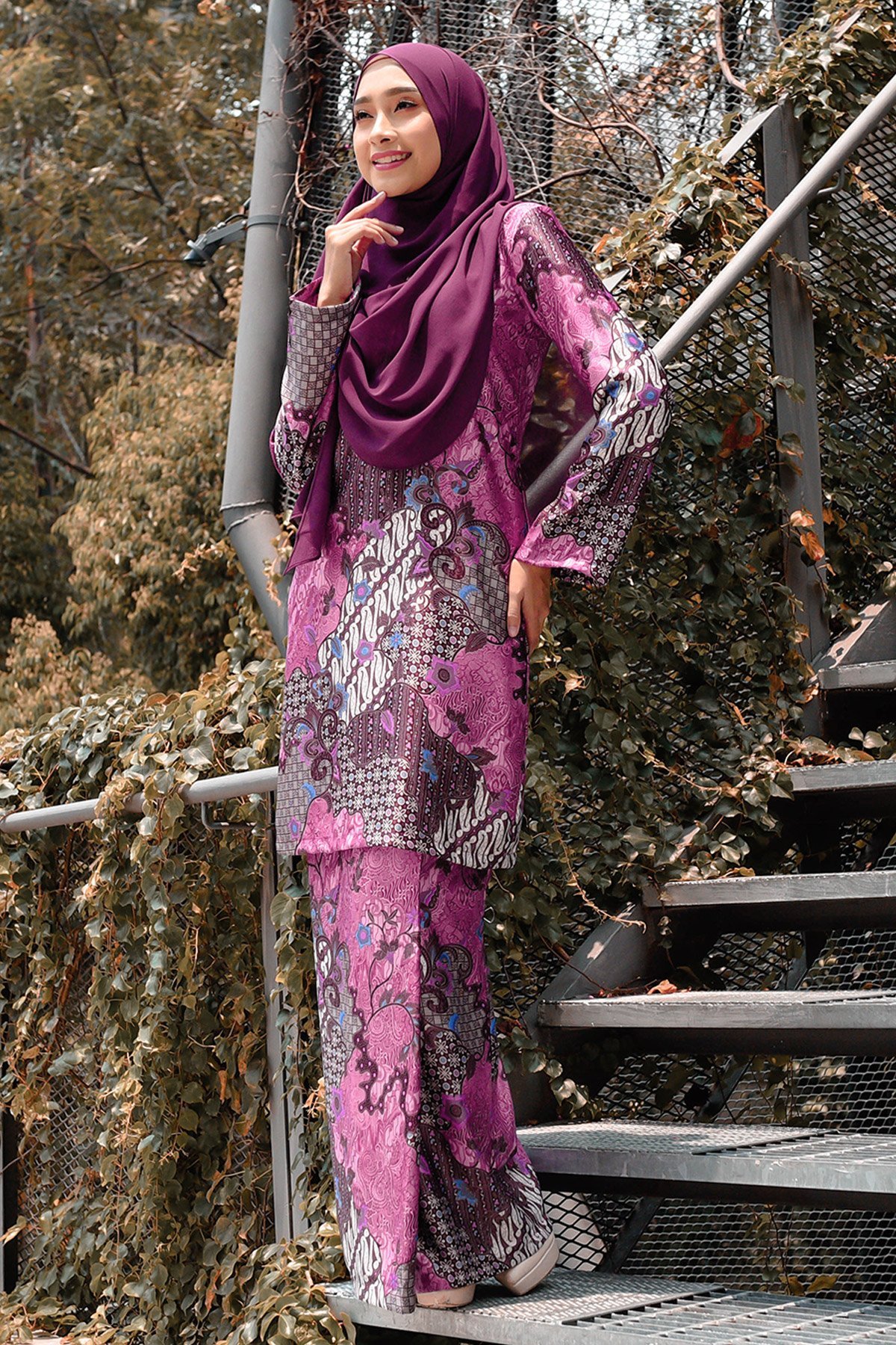 Baju Kurung Batik Satin Silk Narisa - Candy Pink