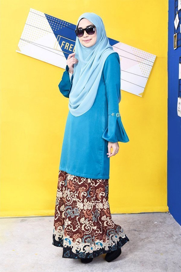 Baju Kurung Batik Naza - Greenish Blue