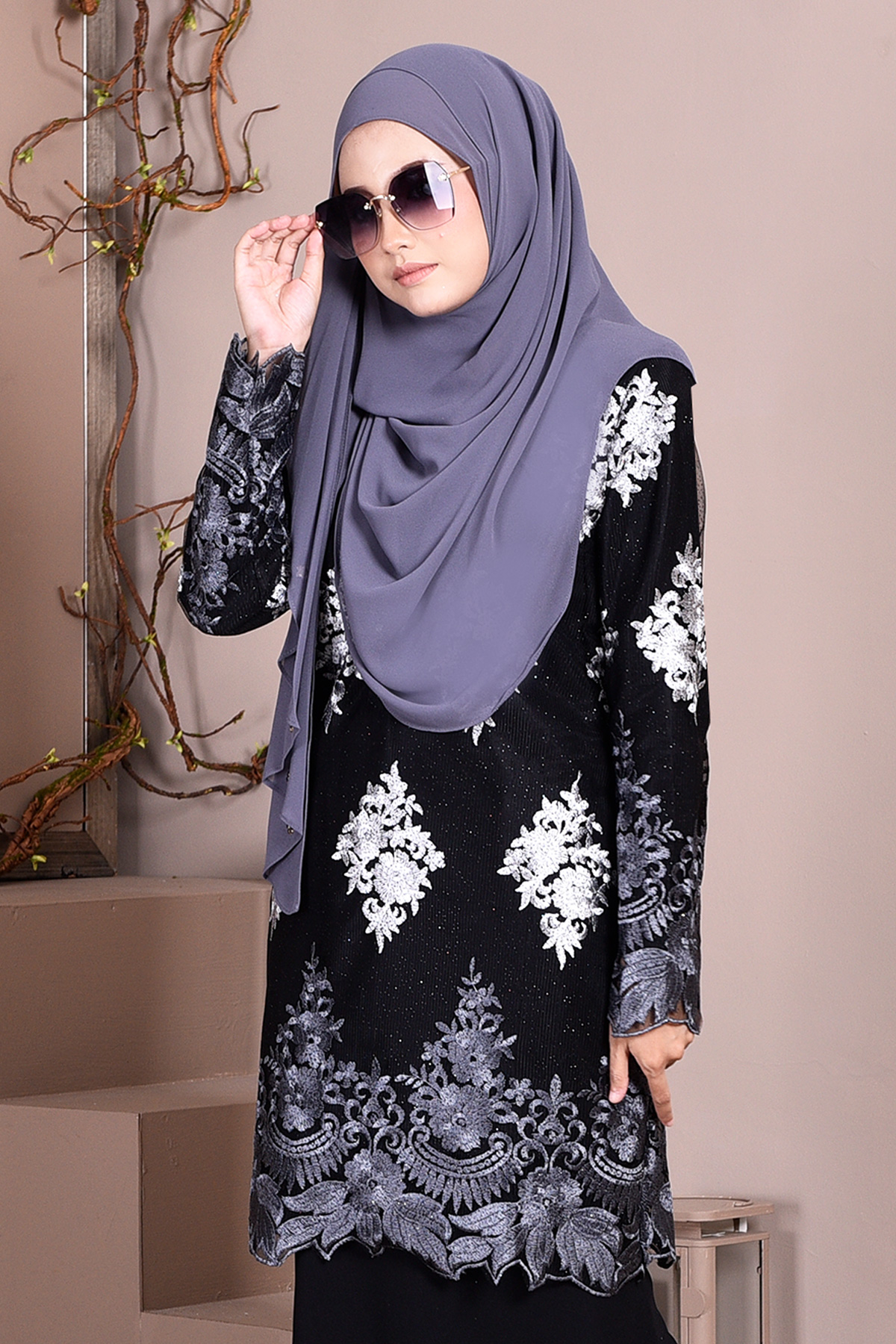 Baju Kurung Lace Ombre Sophie - Mystic Black