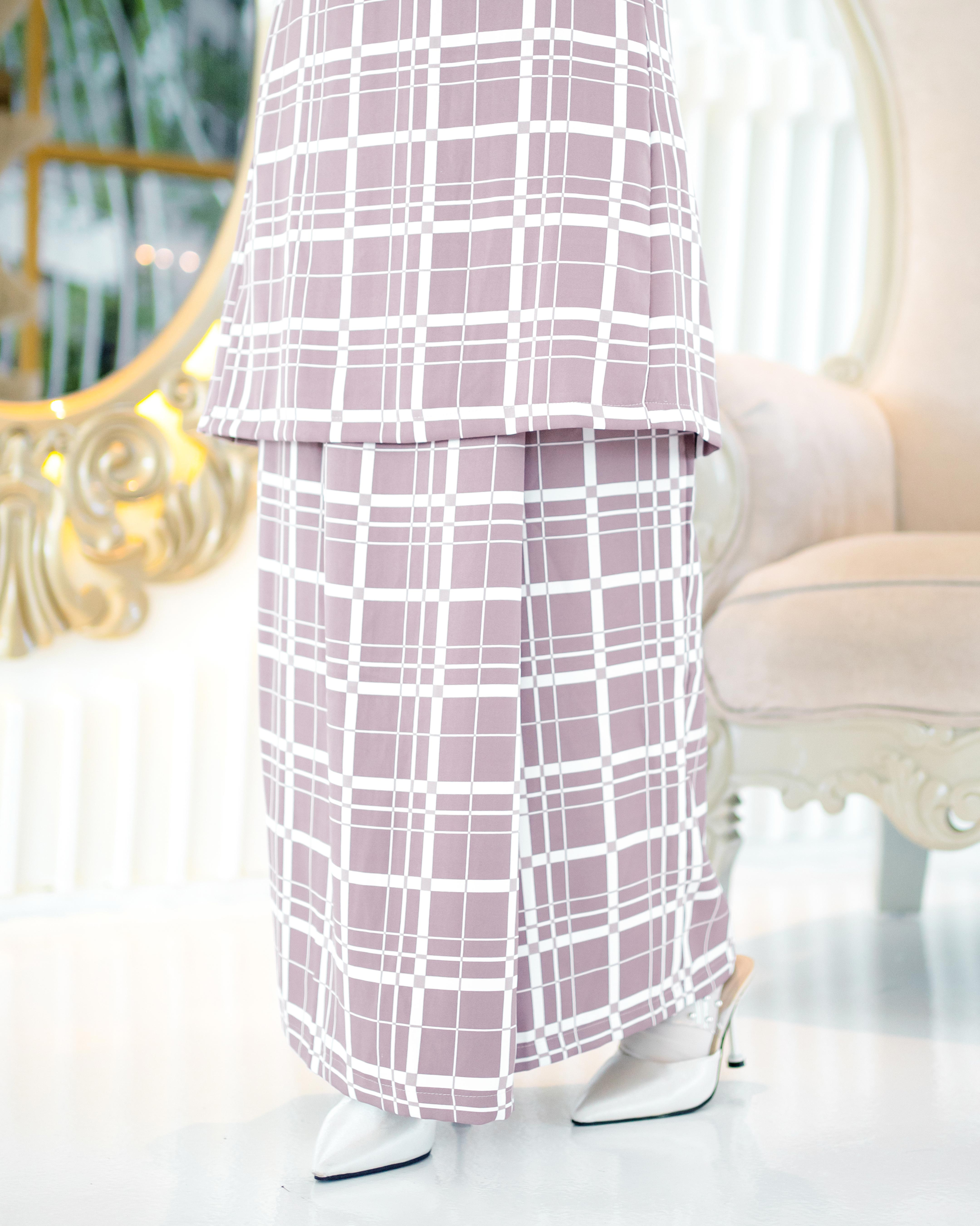 Baju Kurung Pahang Aliza - Royal Purple