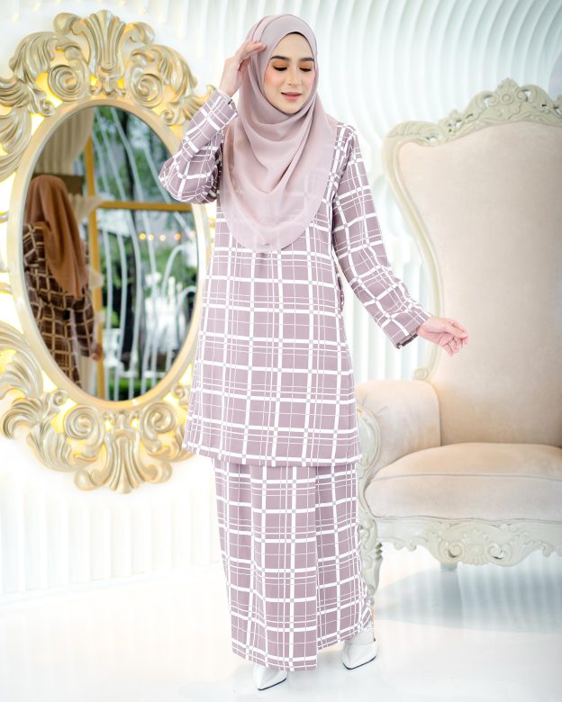 Baju Kurung Pahang Aliza - Royal Purple