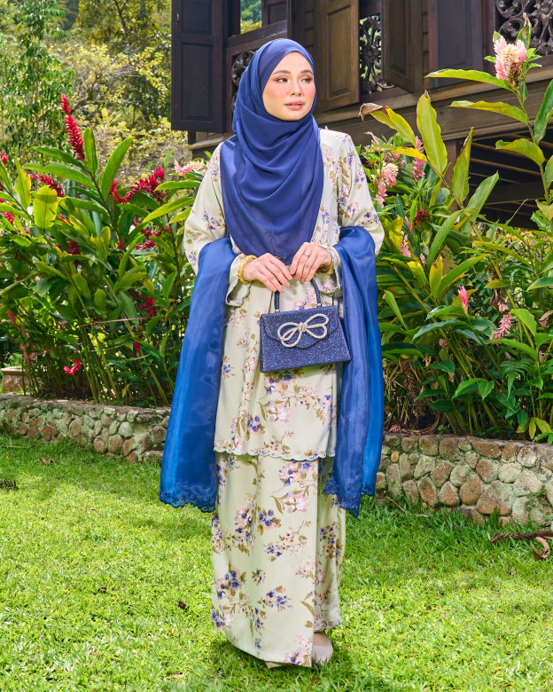 Baju Kurung Pahang Sulam Azizah