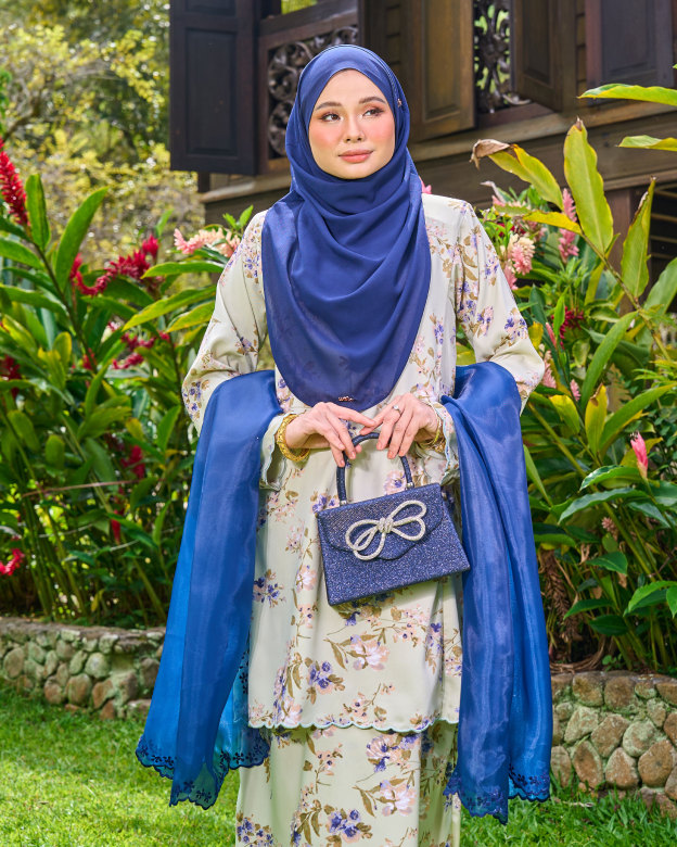 Baju Kurung Pahang Sulam Azizah