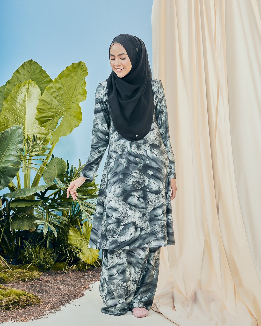 Baju Kurung Pahang Kozi Kiava - Ash Black