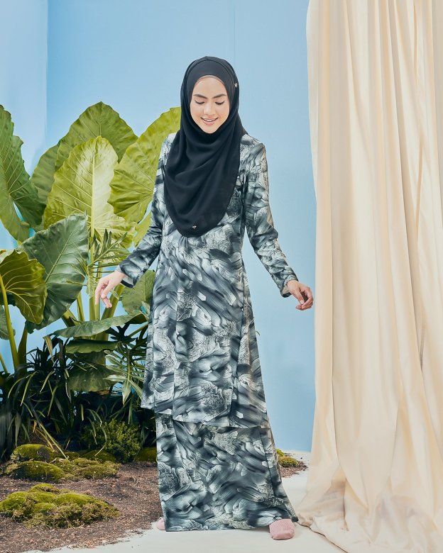 Baju Kurung Pahang Kozi Kiava - Ash Black