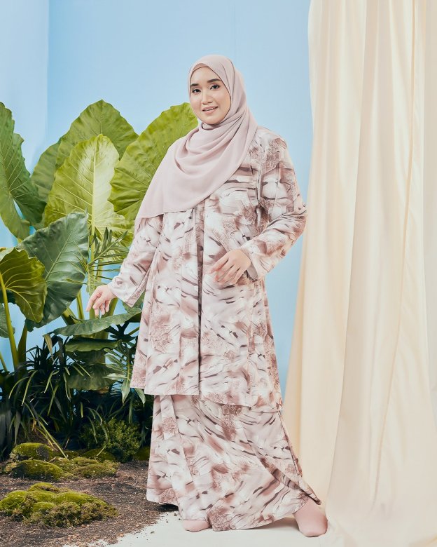 Baju Kurung Pahang Kozi Kiava - Teak Brown