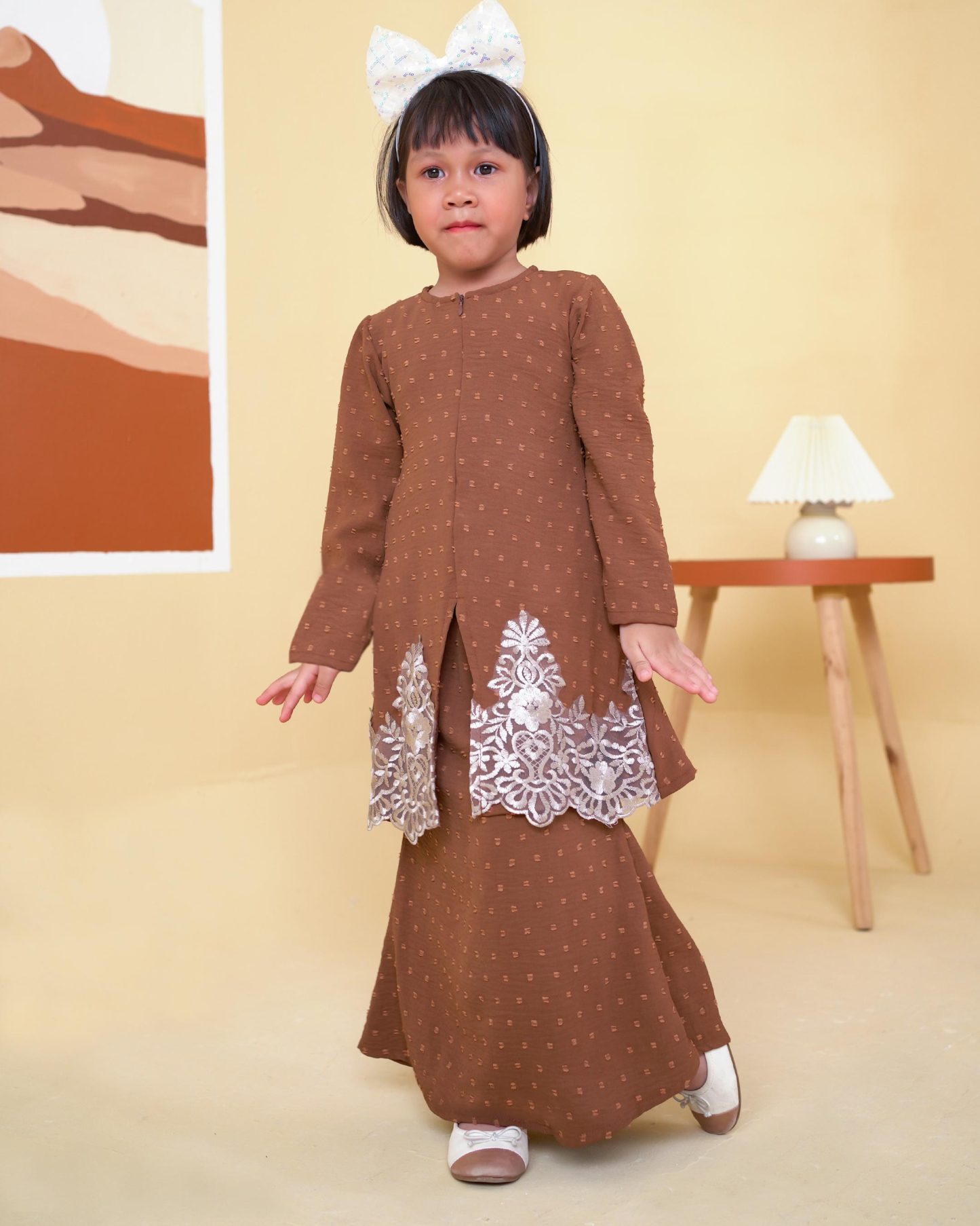 Baju Kebaya Lace Syawali Kids - Milo Brown