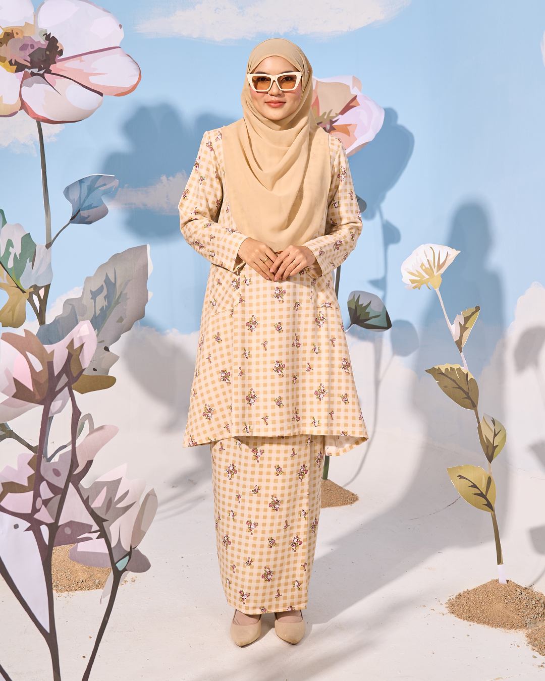 Baju Kurung Pahang Lameesha Laluna X MCC - Orange Peach