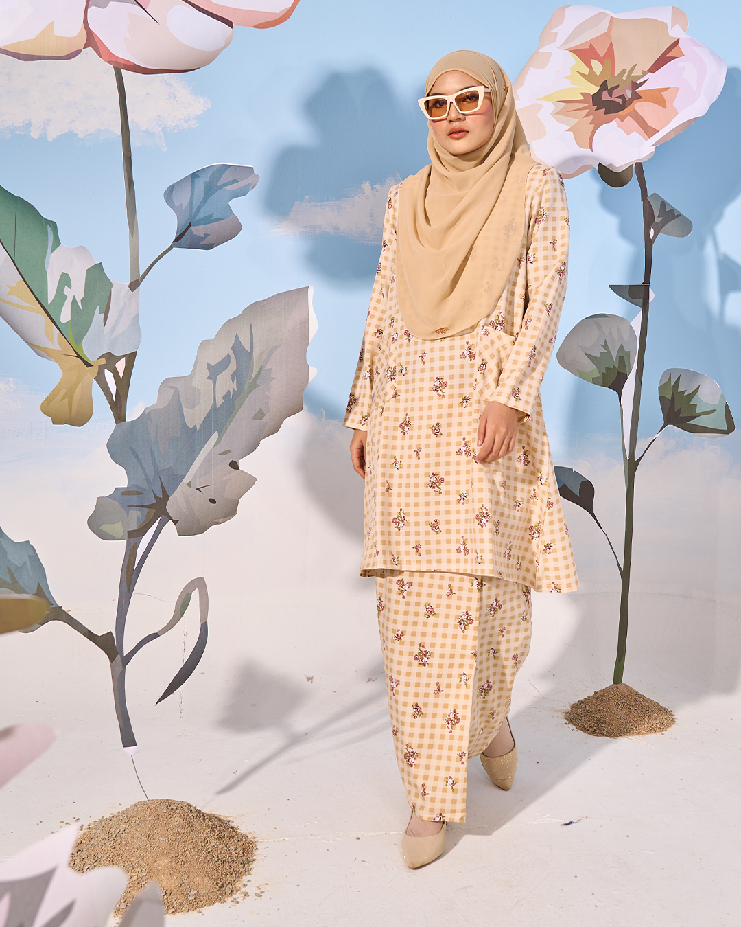 Baju Kurung Pahang Lameesha Laluna X MCC - Orange Peach