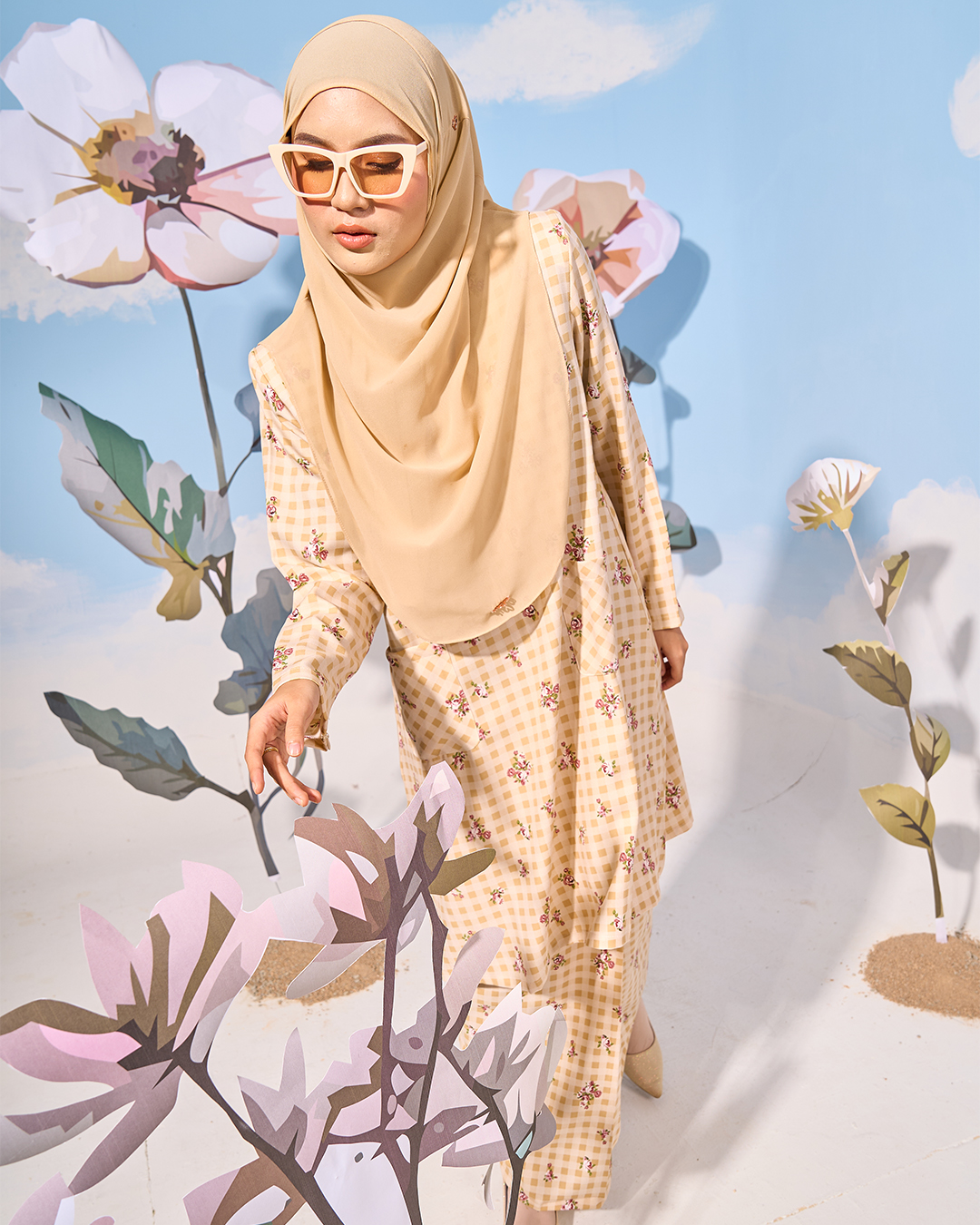 Baju Kurung Pahang Lameesha Laluna X MCC - Orange Peach