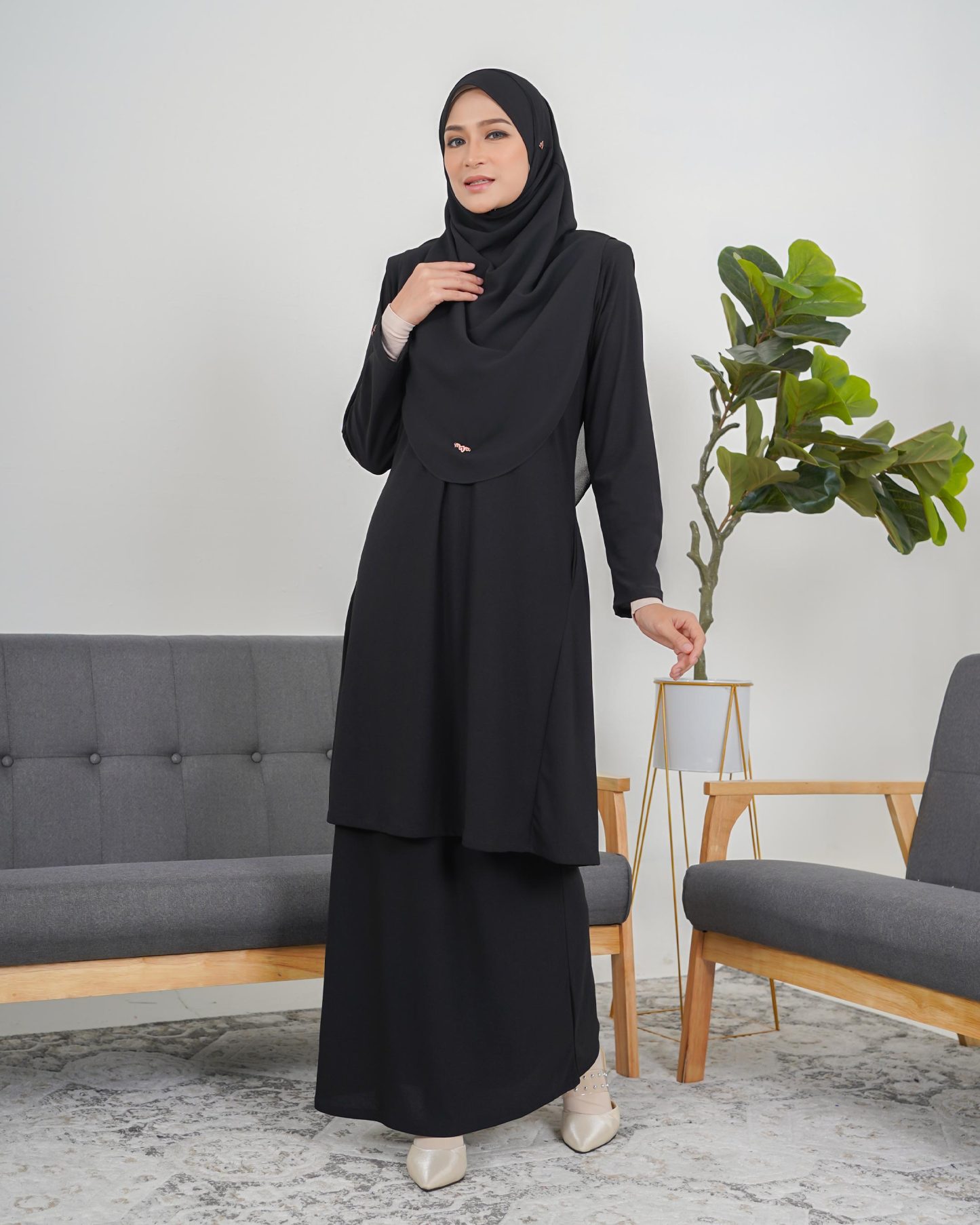 Baju Kurung Pahang Laura Plain 3.0 - Matte Black