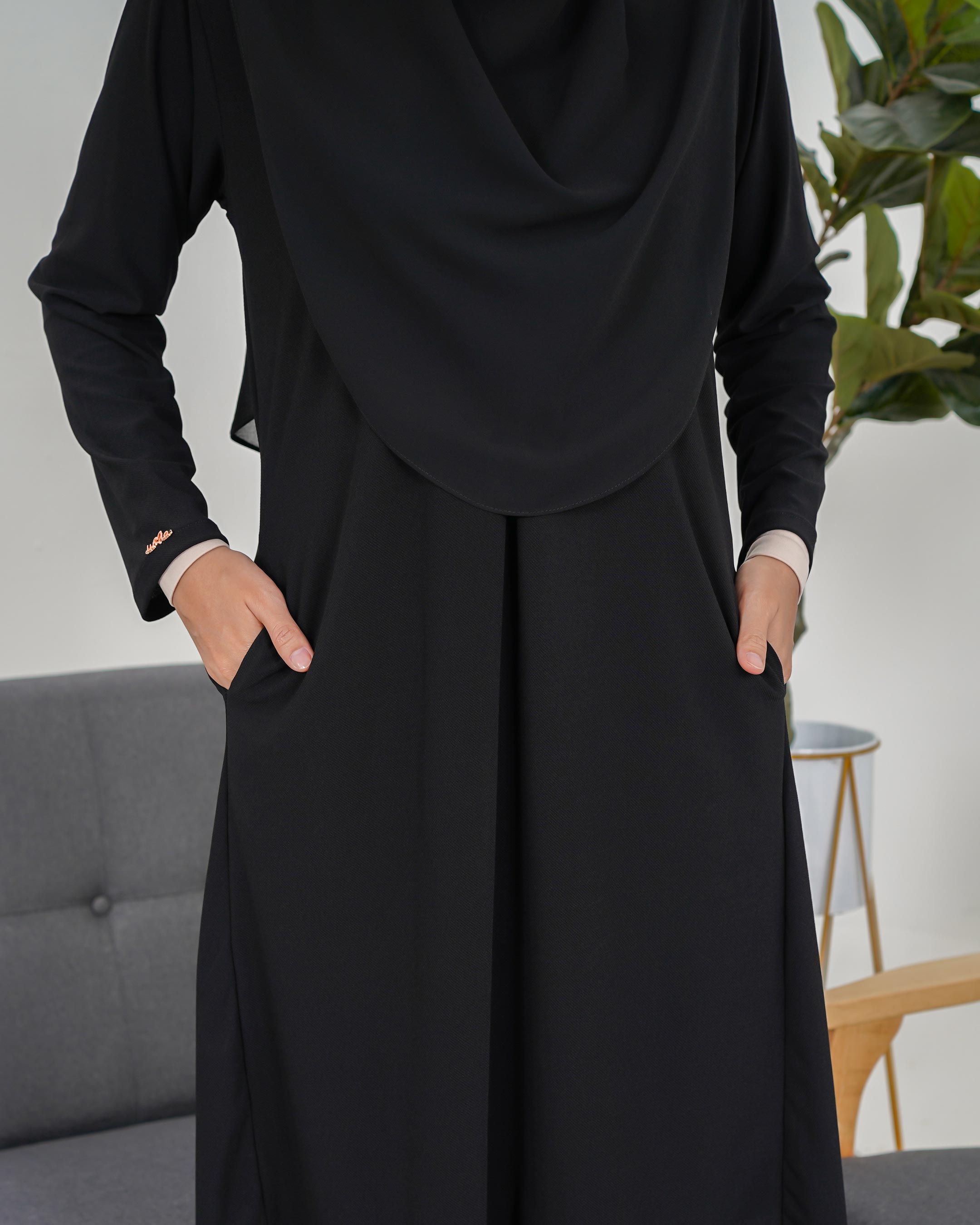Baju Kurung Pahang Laura Plain 3.0 - Matte Black