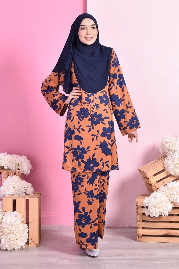 Baju Kurung Pahang Siti - Tangerine