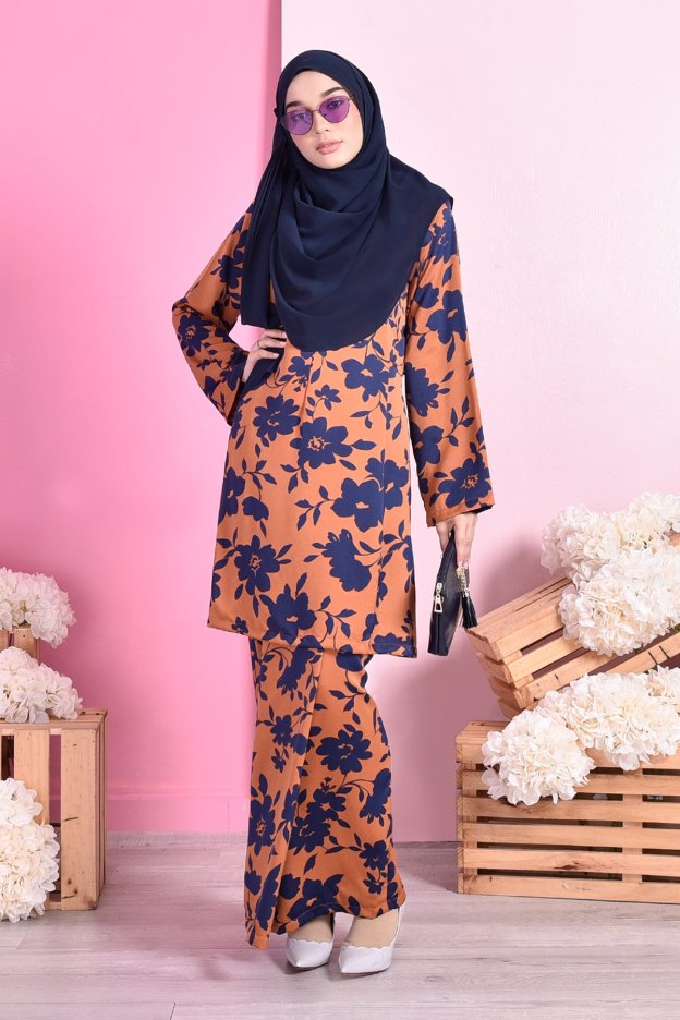 Baju Kurung Pahang Siti - Tangerine