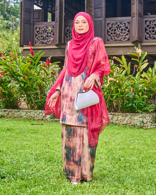 Baju Kurung Pahang Zaitun 