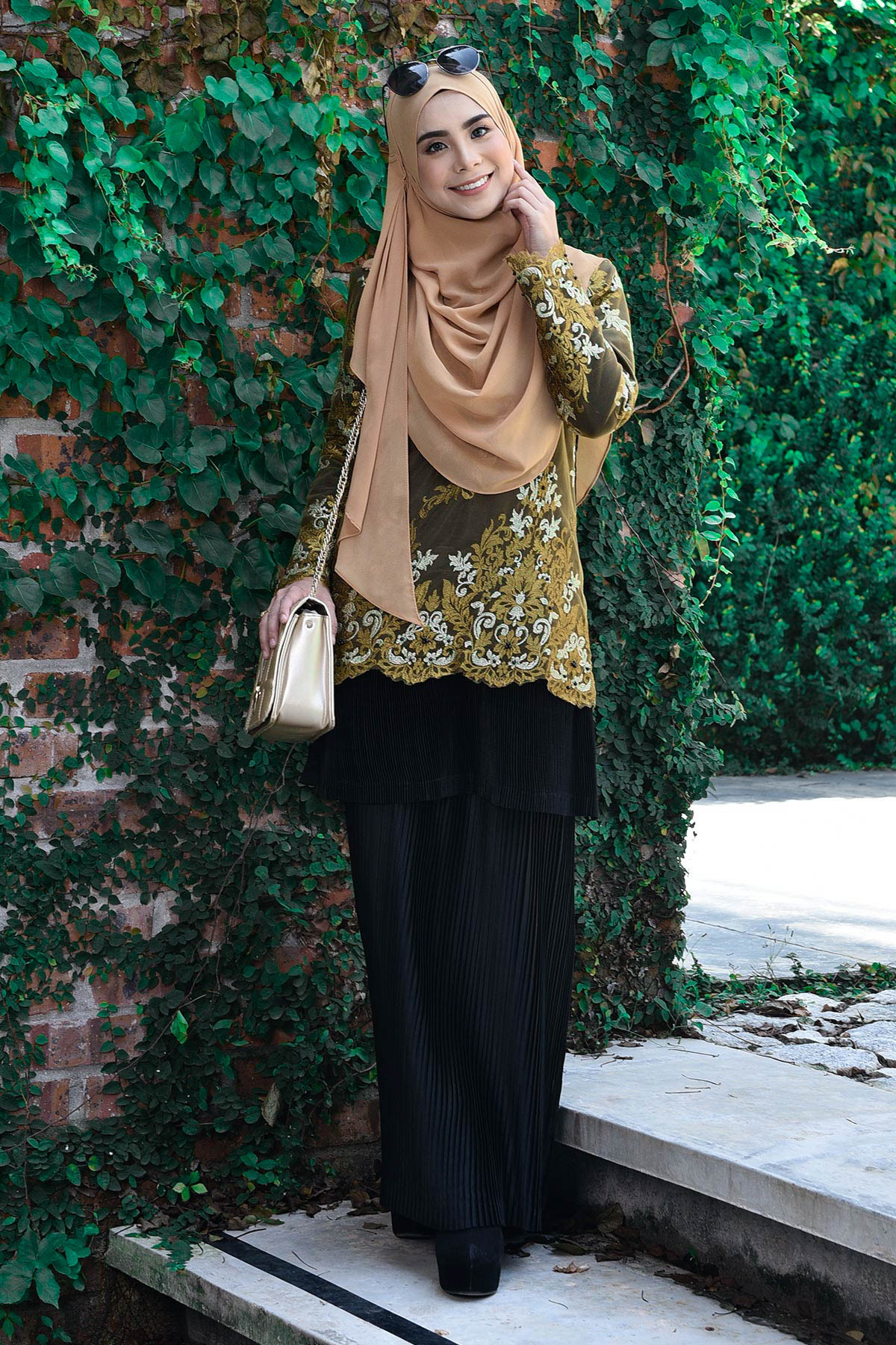Baju Kurung Pleated Lace Victoire - Black Limo