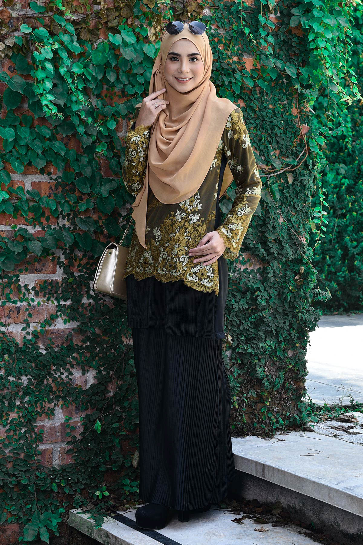 Baju Kurung Pleated Lace Victoire - Black Limo