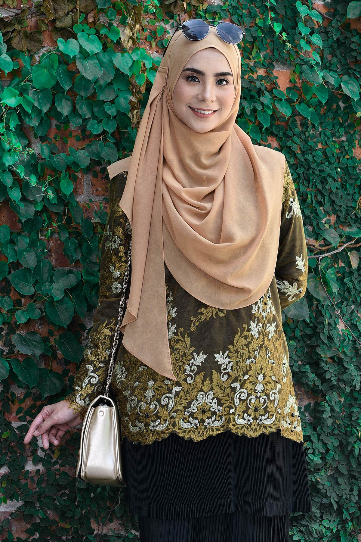 Baju Kurung Pleated Lace Victoire - Black Limo
