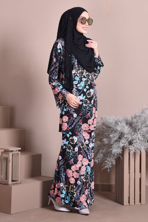 Baju Kurung Puteri Kedah Khatija - Black
