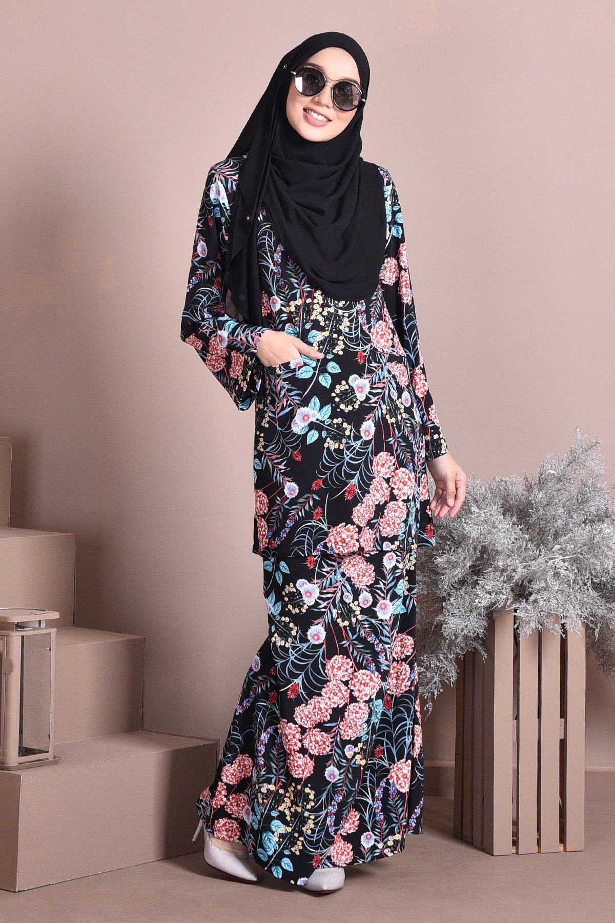 Baju Kurung Puteri Kedah Khatija - Black