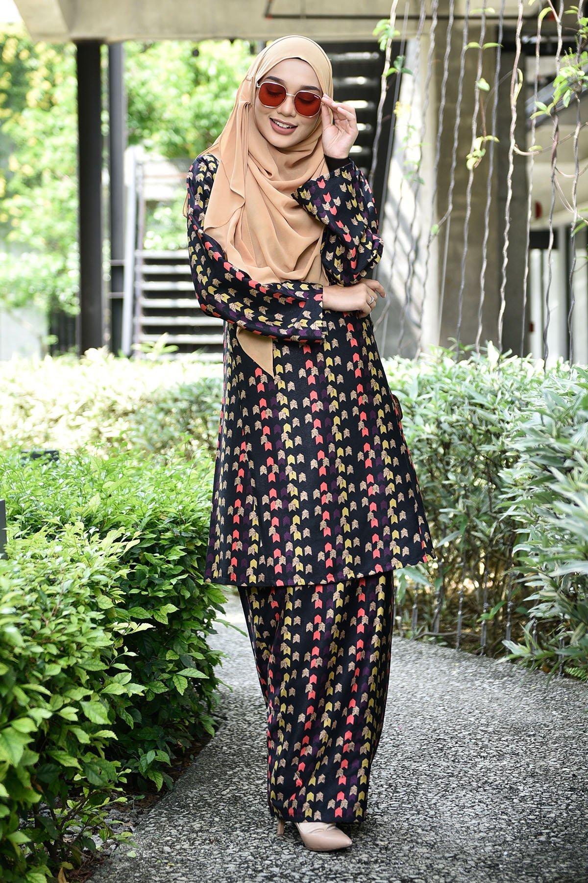 Baju Kurung Puteri Pahang - Geomatika Black