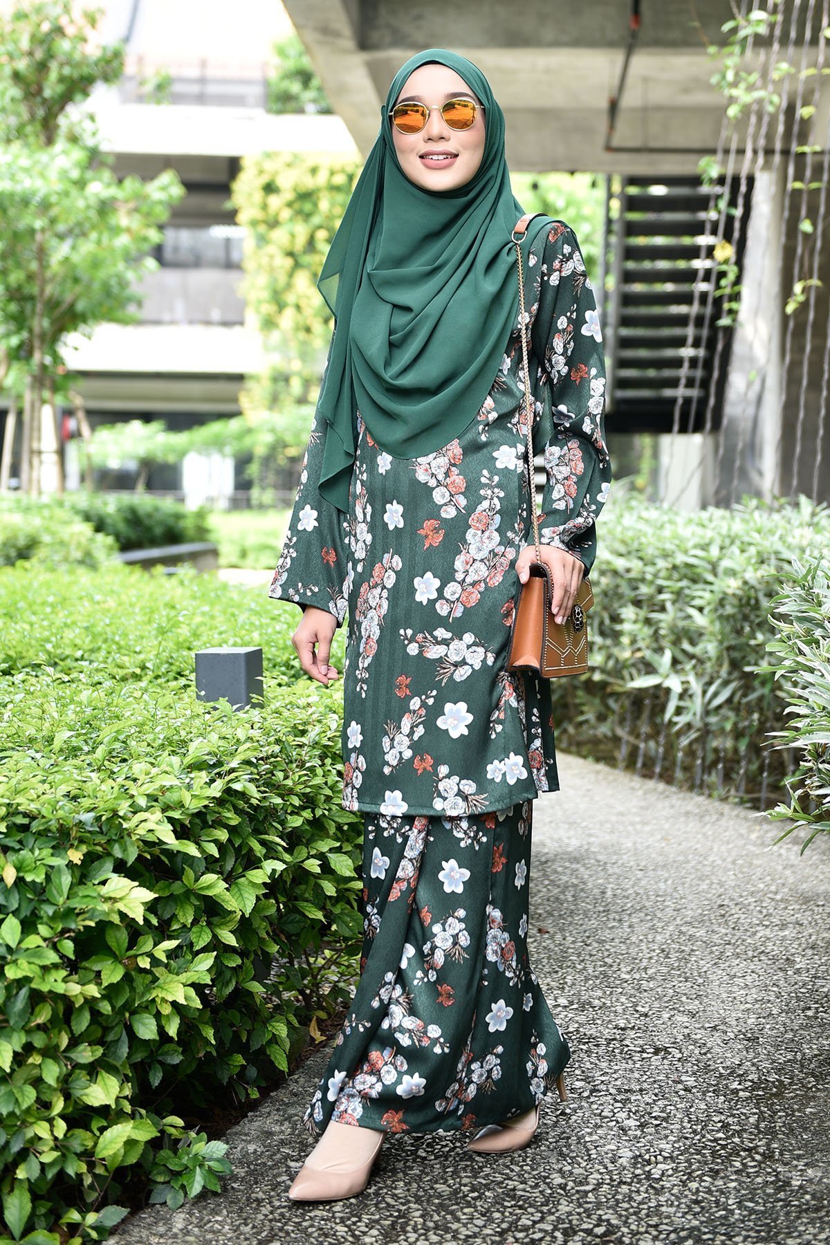 Baju Kurung Puteri Pahang - Spring Green