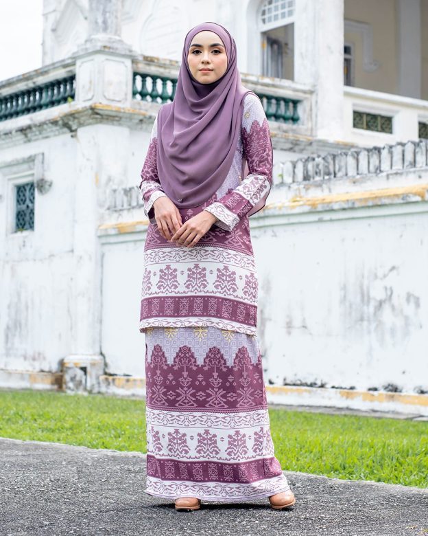 Baju Kurung Batik Renila - Thistle Purple