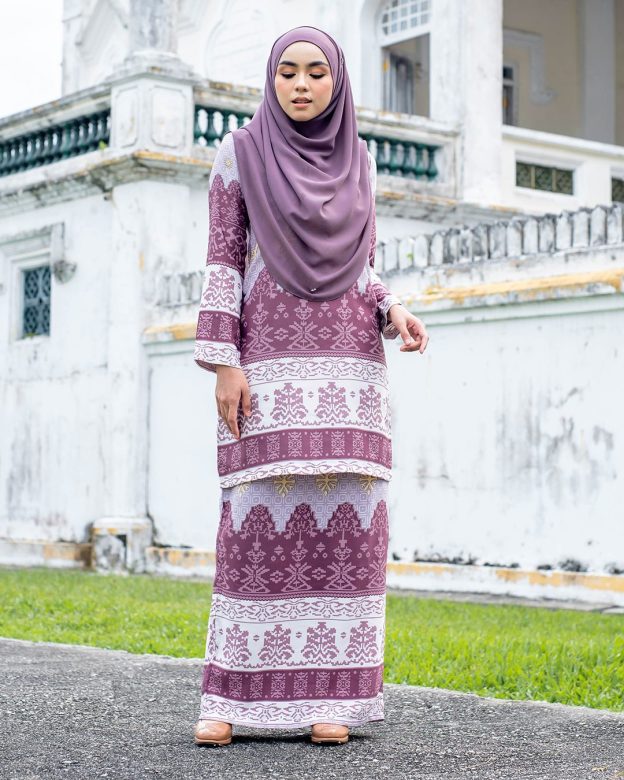 Baju Kurung Batik Renila - Thistle Purple