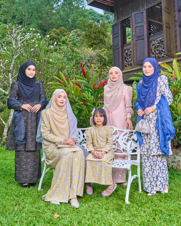 Baju Kurung Riau Lace Adiona