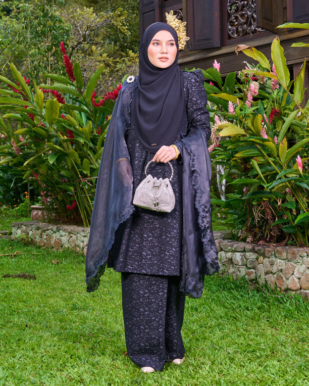 Baju Kurung Riau Lace Adiona