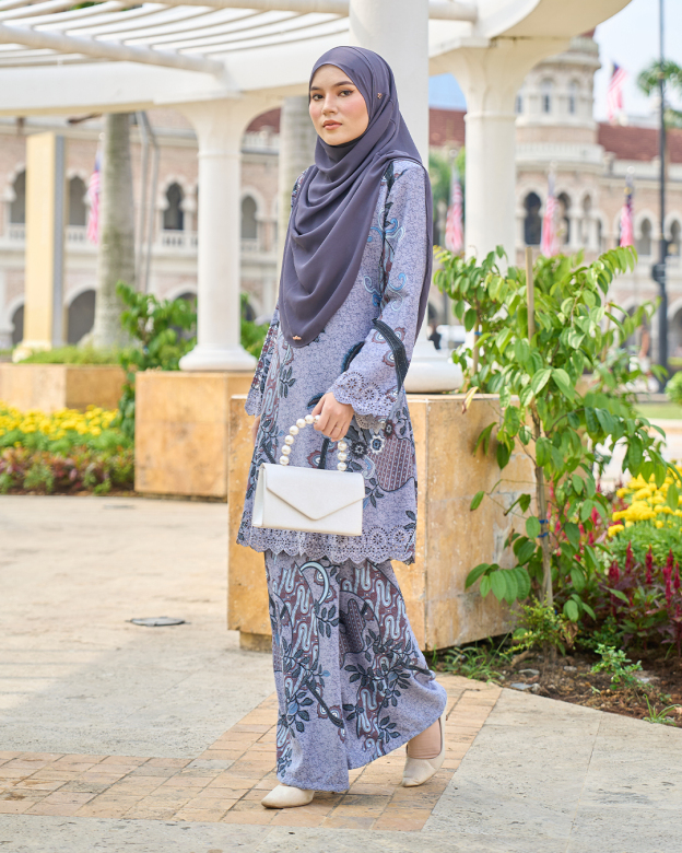 Baju Kurung Riau Batik Lasercut Haiza – Alpine Grey
