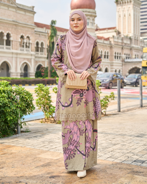 Baju Kurung Riau Batik Lasercut Haiza – Moss Army