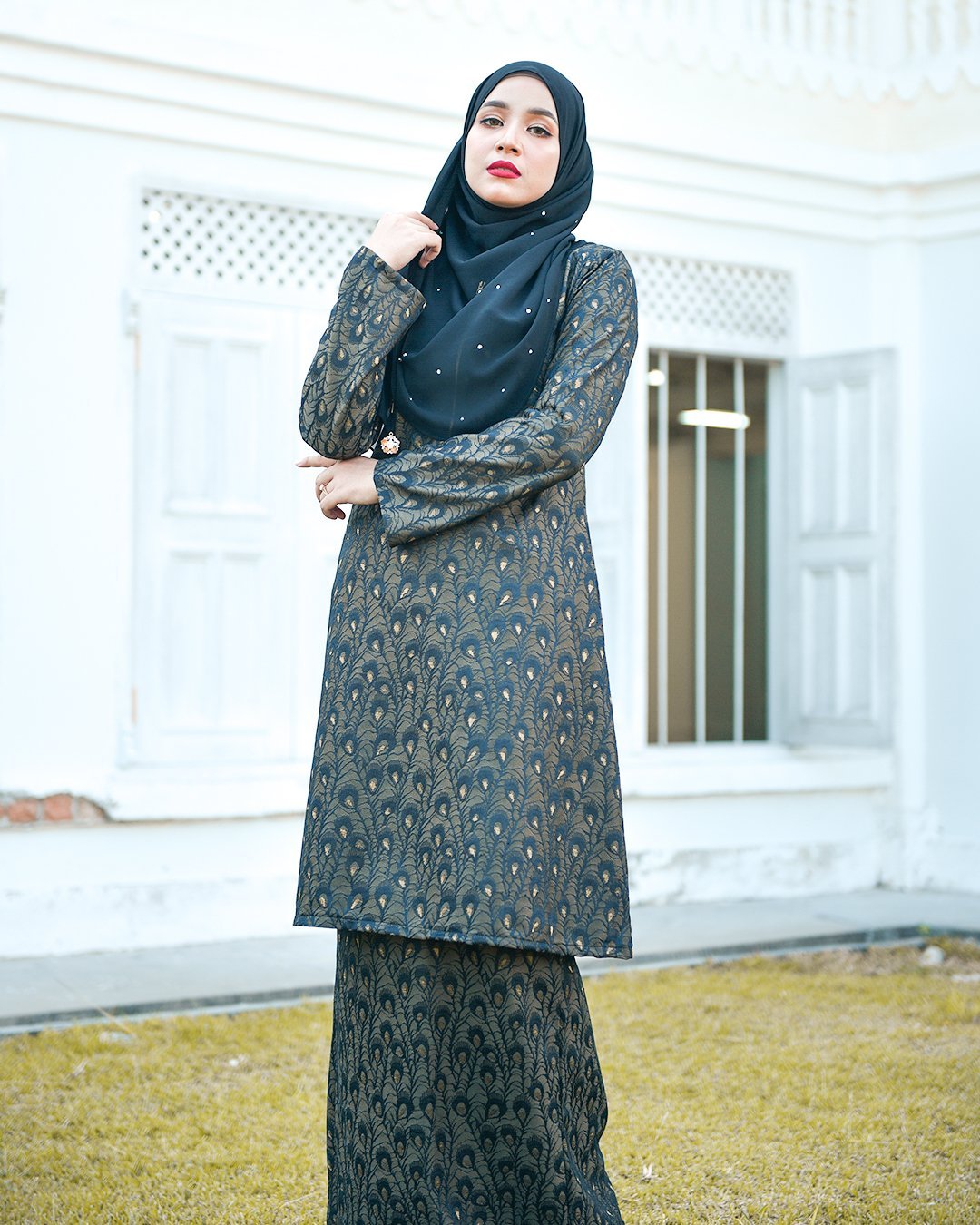 Baju Kurung Riau Lace Greece - Black Dust