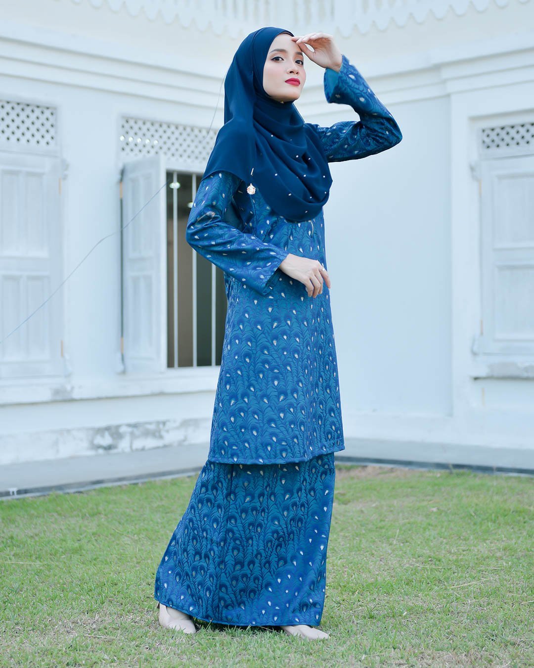 Baju Kurung Riau Lace Greece - Sea Blue