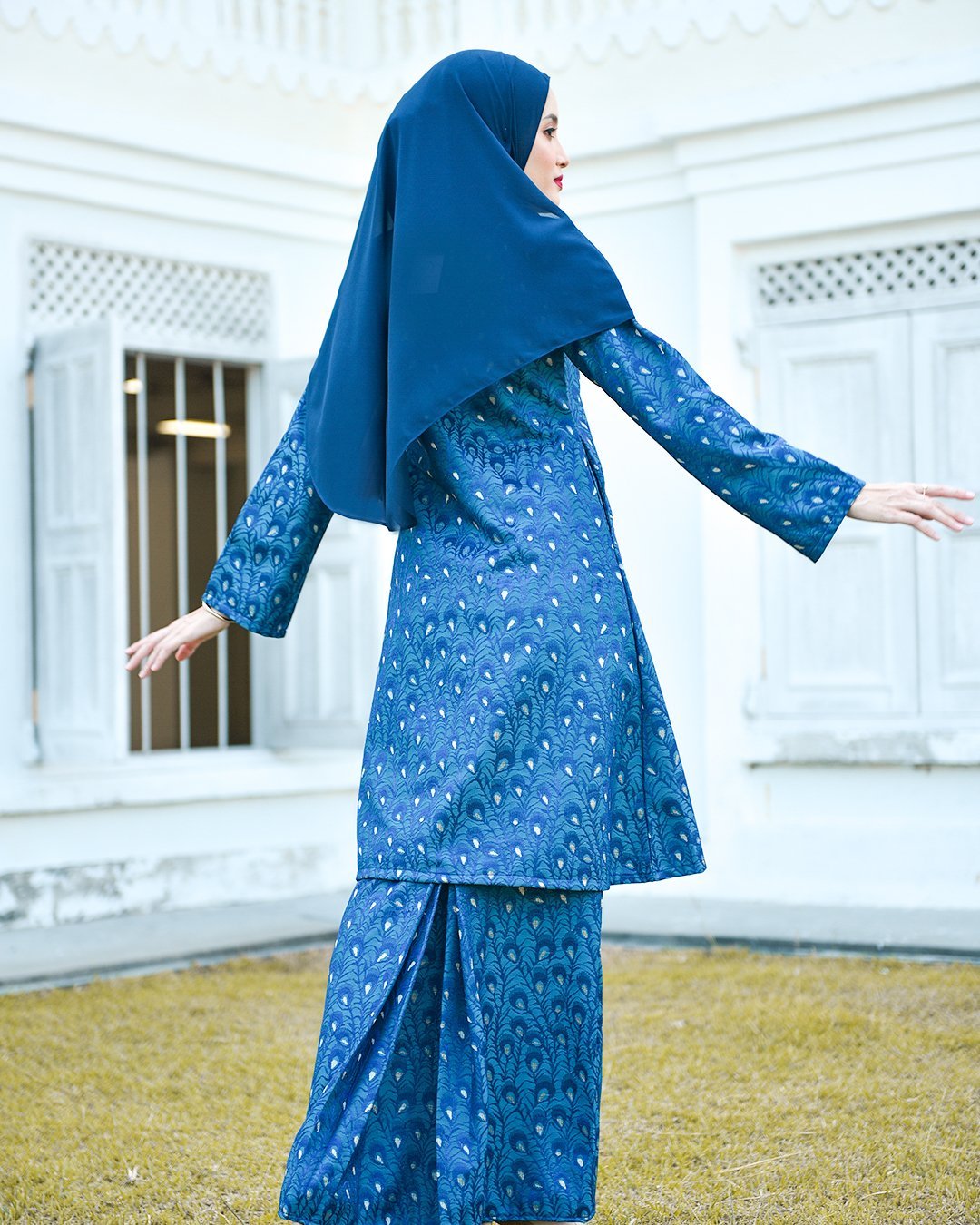 Baju Kurung Riau Lace Greece - Sea Blue