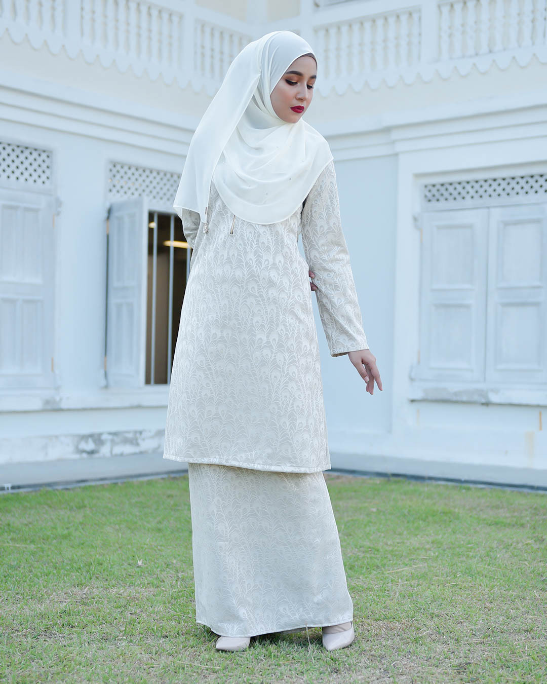 Baju Kurung Riau Lace Greece - White