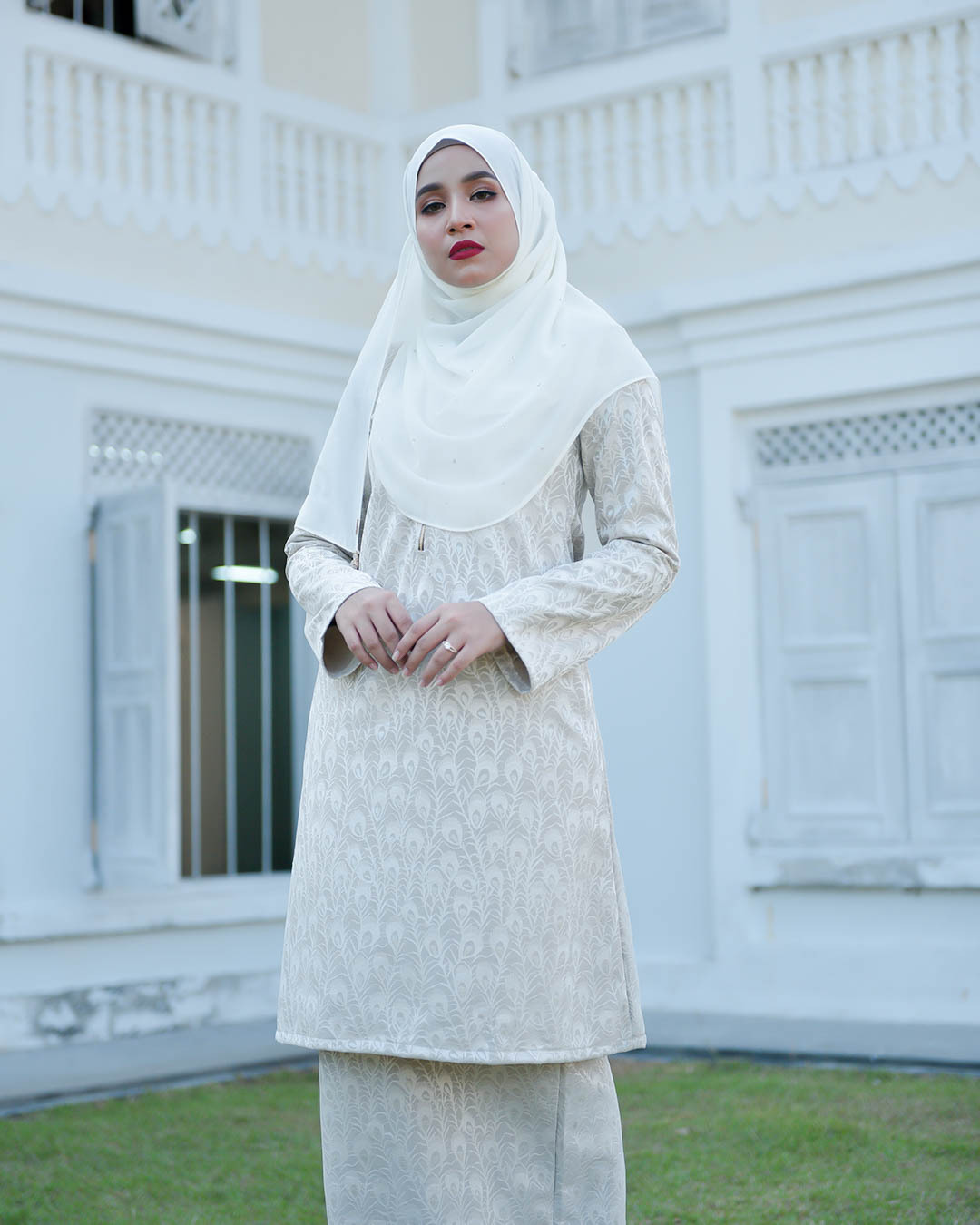 Baju Kurung Riau Lace Greece - White
